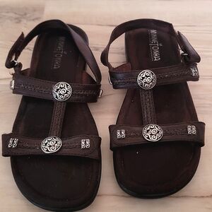 Vintage Minnetonka Leather T-Strap Sandals - Size 6 - Boho Chic!
